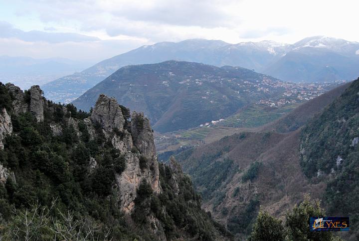 panorama con pizzi di monache.JPG